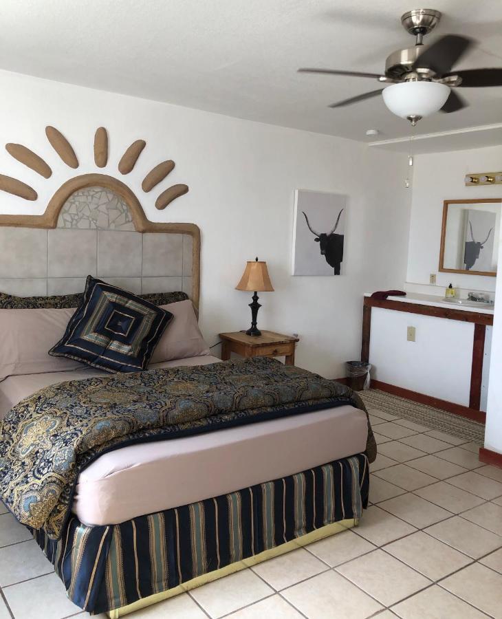 El Dorado Hotel Terlingua Bagian luar foto